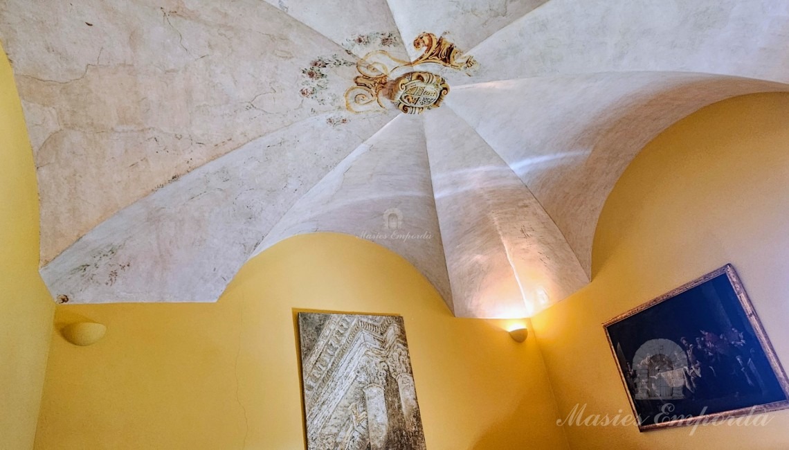 Detalles de la cubierta de una de la habitaciones 