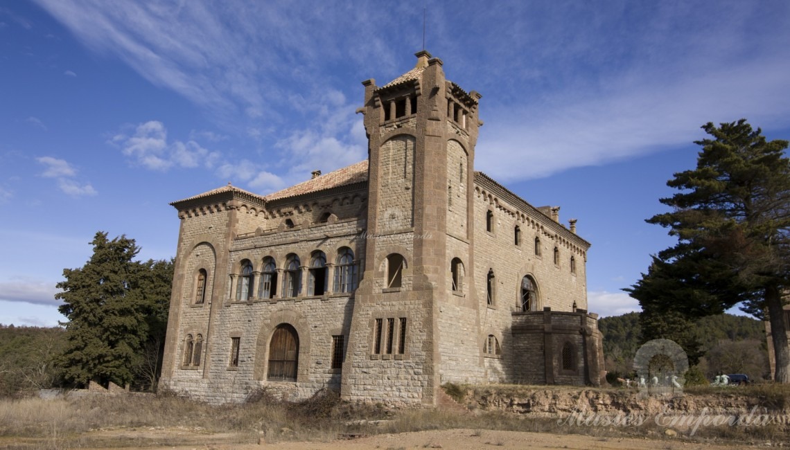 Vista generales del castillo Vista generales del castillo