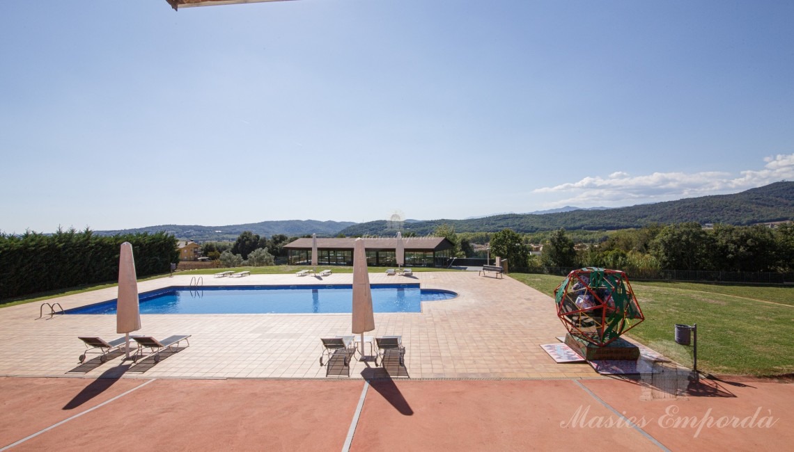 Vistes des de la terrassa de la zona de la piscina