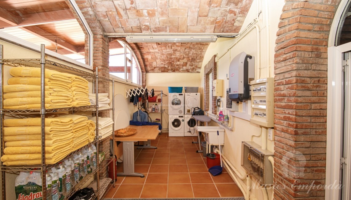 Bugaderia i office de la cuina