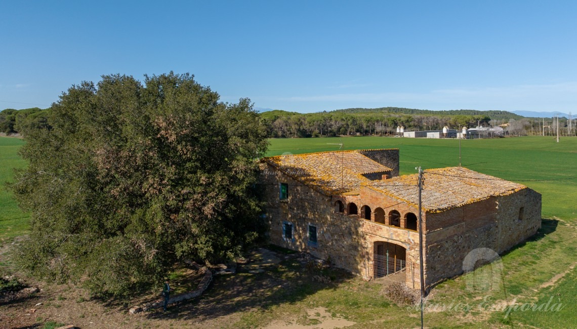 Vista aérea de la masía 