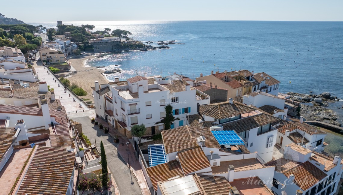 Vistas de la casa y la playa