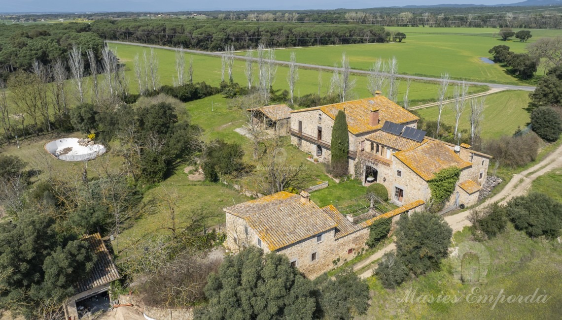 Vistes zenital de la façana de la propietat