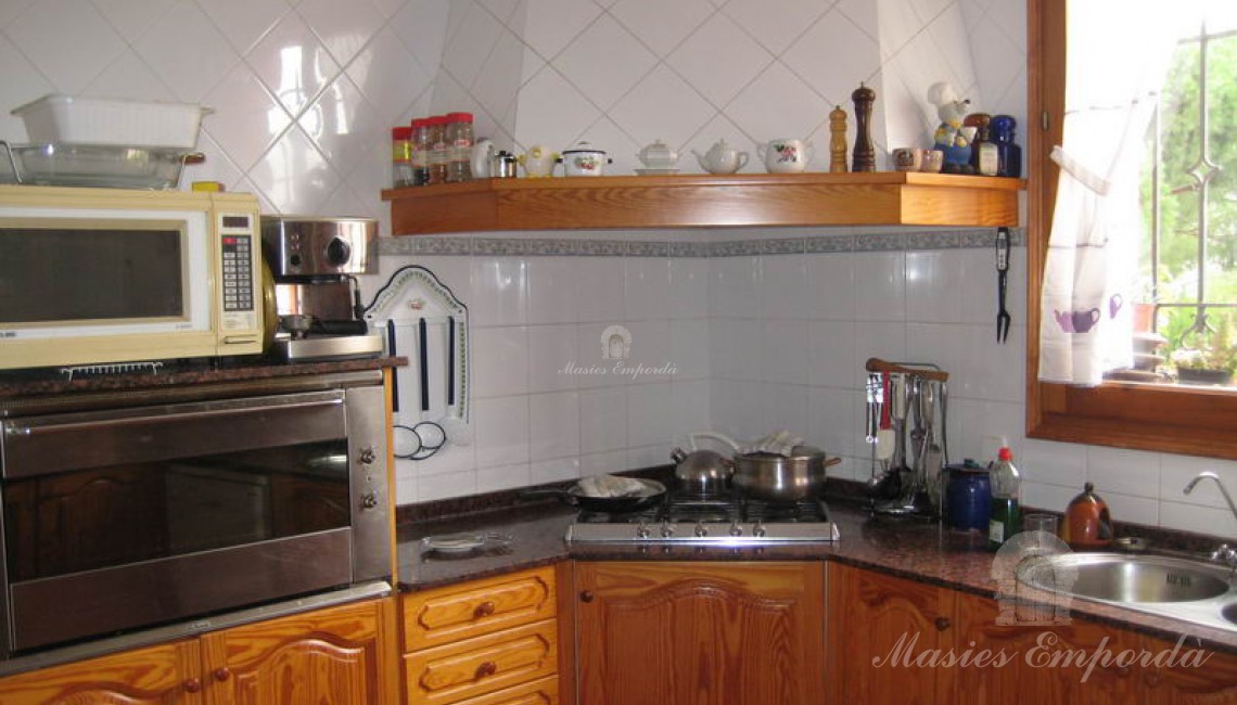 Cocina de la casa en planta 