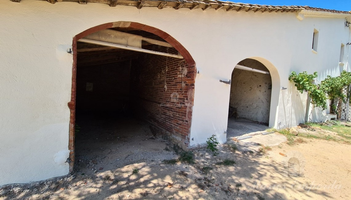 Detalle de los anexos a la masía