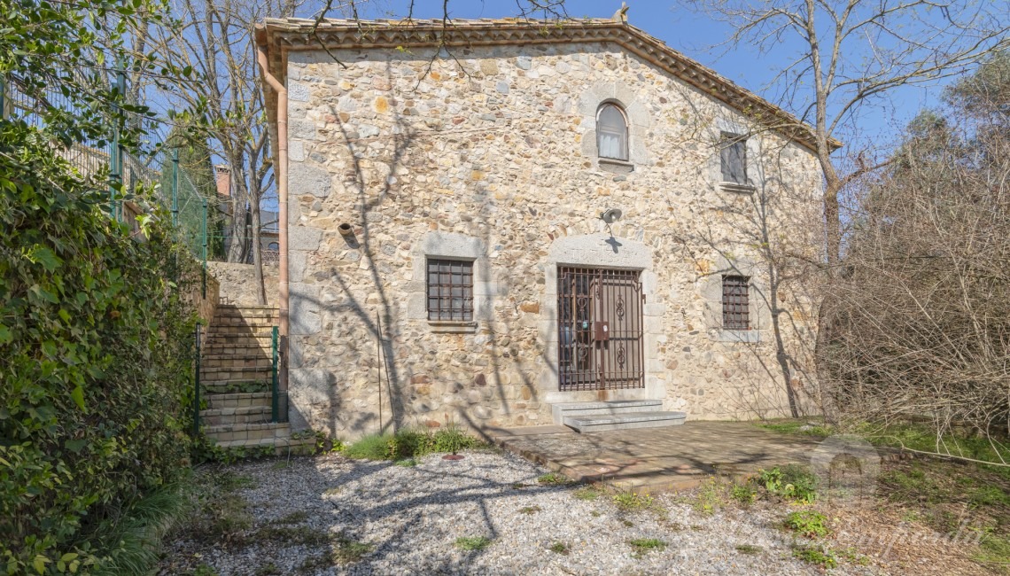 Casa annexes la masia