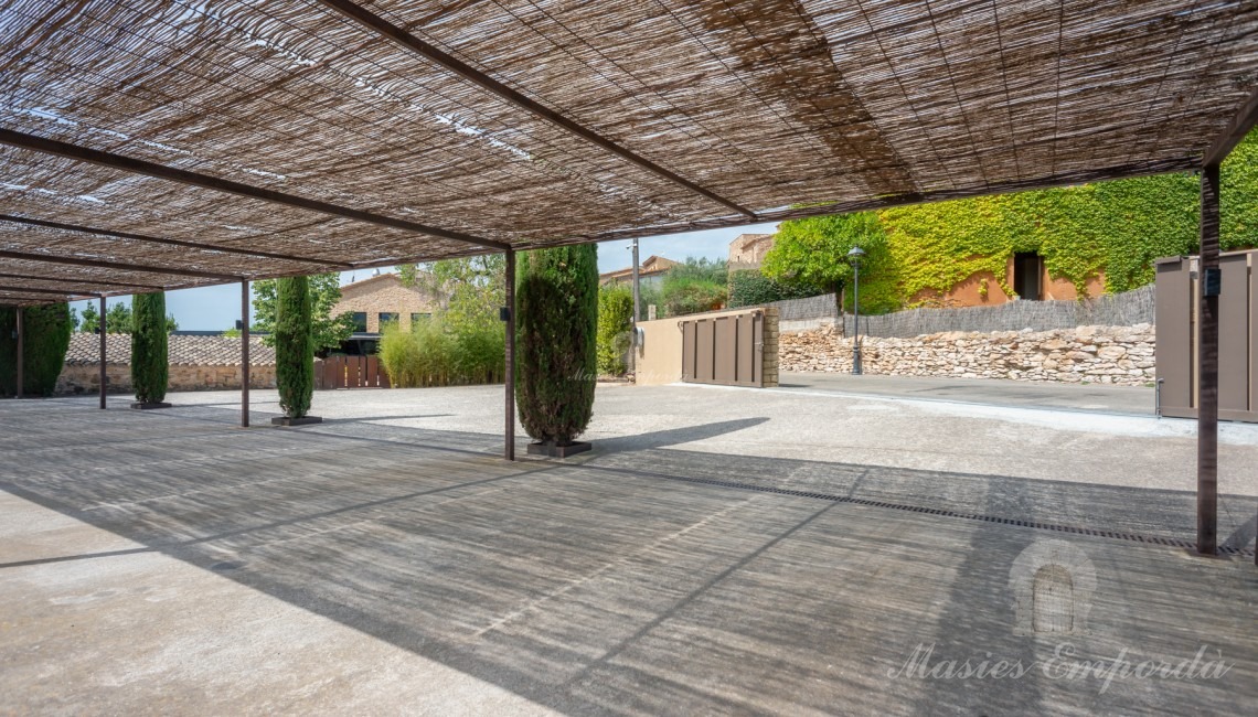 Garatge exterior privat Garatge exterior privat