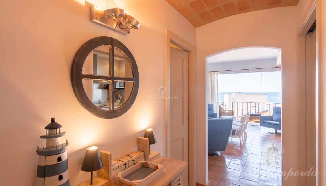 Entrada a la vivienda 