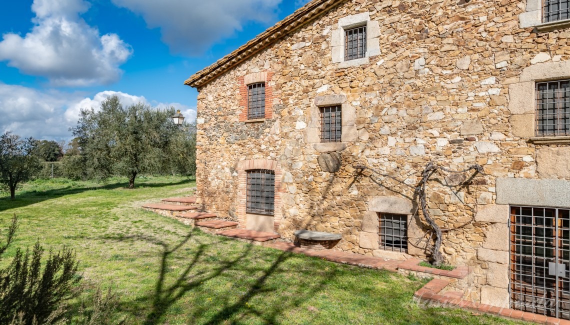 Vistes de la masia