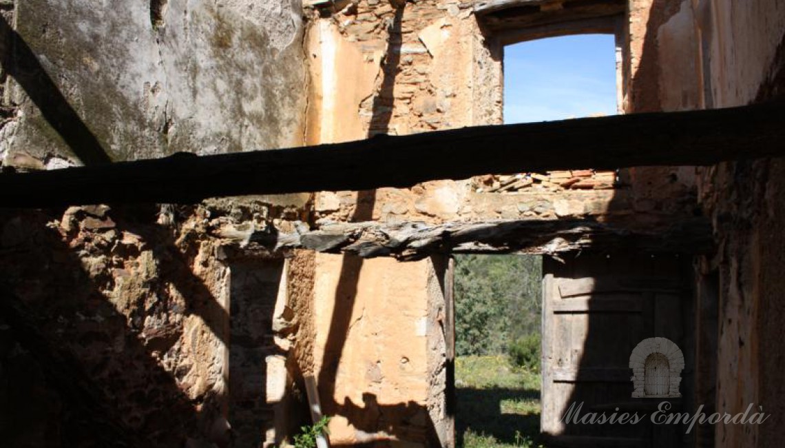 Detall d'una construcció annexos del mas