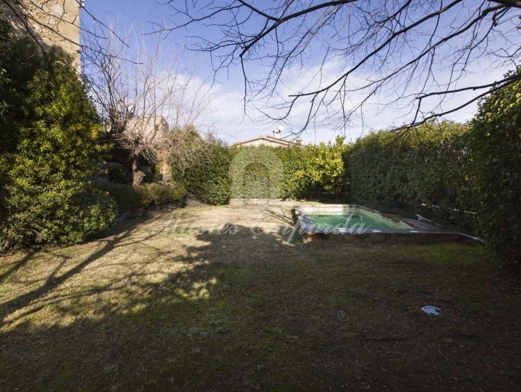 Jardí i piscina