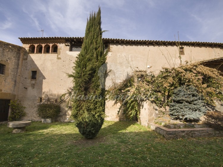 Façana de la masia
