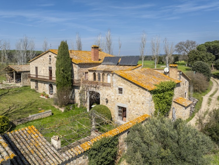 Vistes de la façana de la propietat