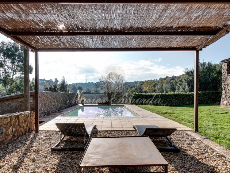 Porxo de la zona de la piscina