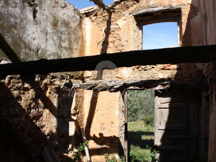 Detall d'una construcció annexos del mas